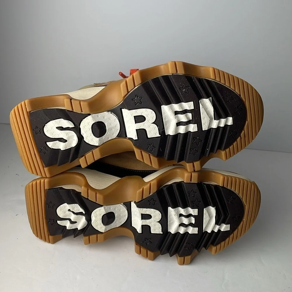 NEW Sorel Kinetic Impact Conquest Sneaker Boots